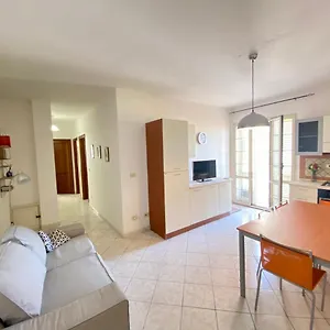 Appartamento Trilocale Centro, Tortolì