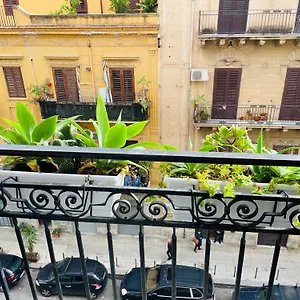 https://funky-flat.palermohotels.org